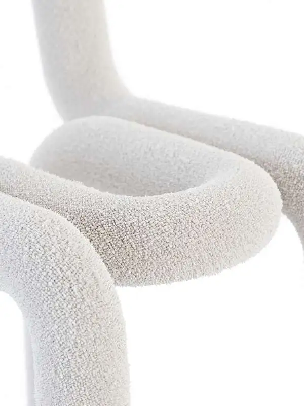 Mini Bold Chair Detail